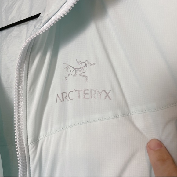 Arcteryx Atom LT Vest in Dew Drop - Picture 11 of 14